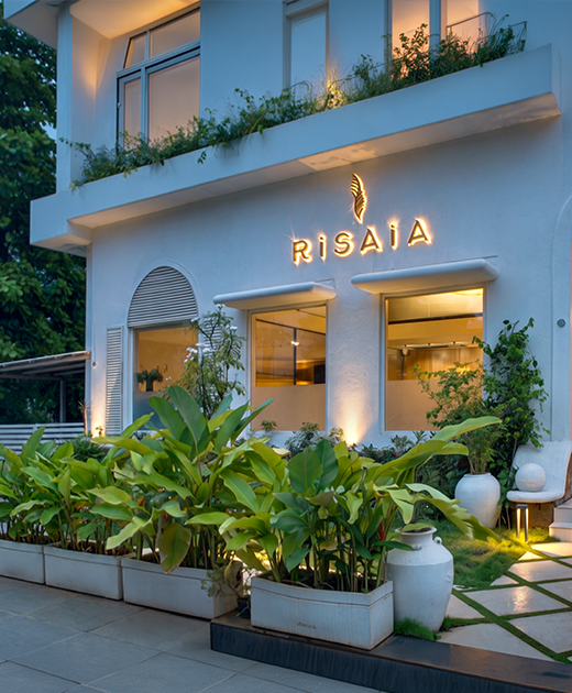 Luxury villa Pillars 520X630